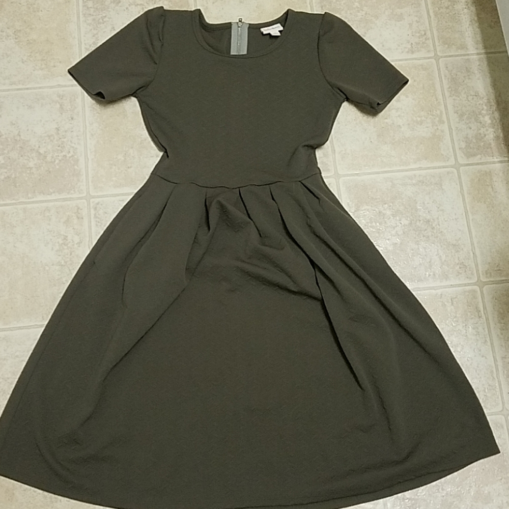 Lularoe Amelia